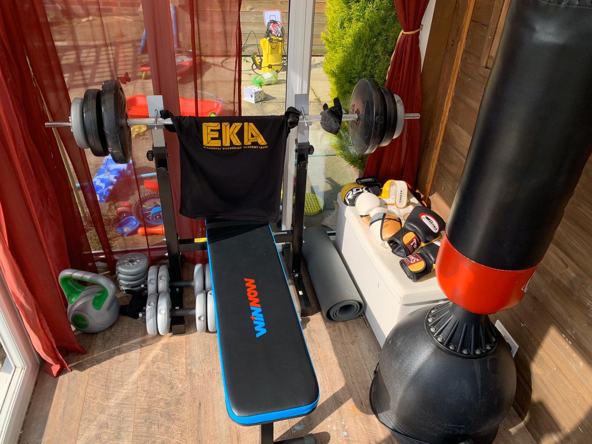 ElementalFitLtd's tweet photo. During these challenging times of self isolation & social distancing what are you guys doing to stay fit & sharp? 💪
Stu has it covered in his Man Cave' we love it!!! 😮👌🥊☺🏋️♂️
#EKA #TeamEKA #homeworkout #ManCave #elemental #fitness #FitAtHome https://t.co/HgFgxwiaUV