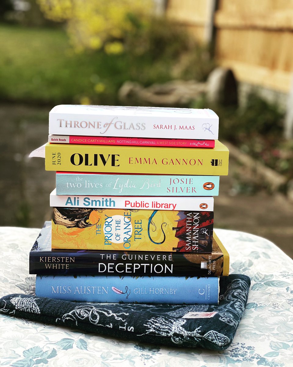 How my #tbr pile is looking for the next few weeks/months on lockdown 📖📚 ⁣
⁣
#StayHome #tbrpile #bookworm #bookpile #readingsaveslives #reading #literature #breathe #lockdown #lovetoread