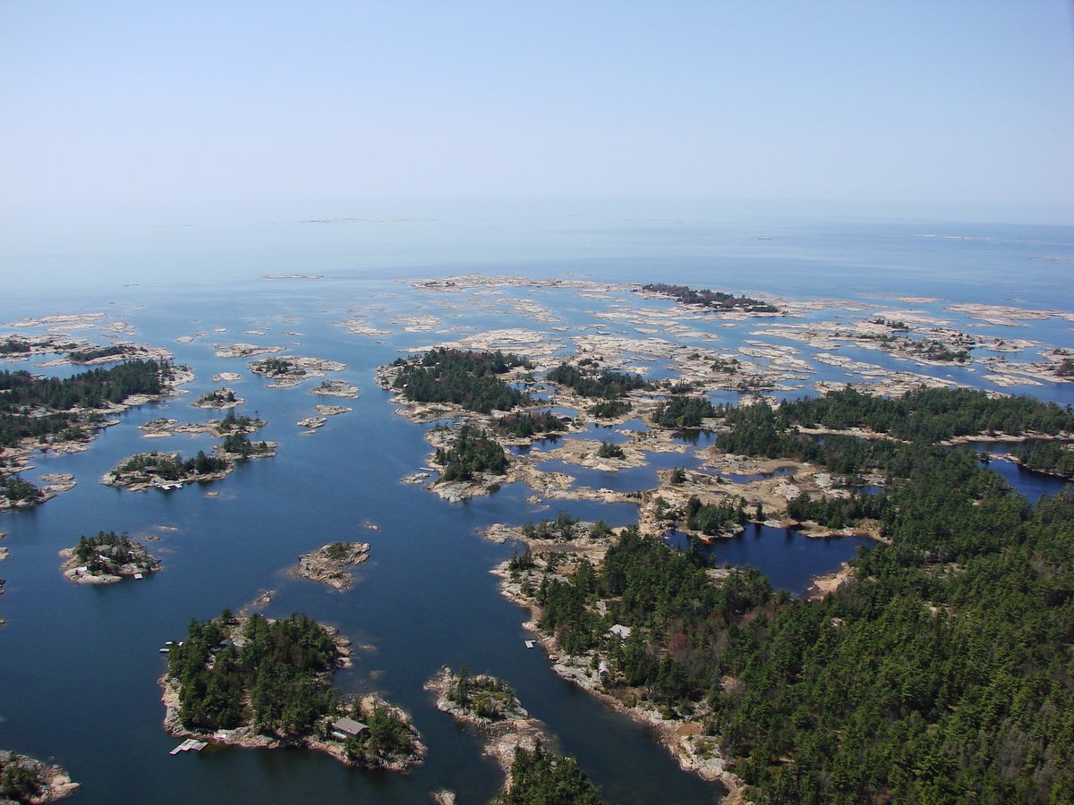 MenorcaBiosfera's tweet photo. The World Network of Island and Coastal #BiosphereReserve @UNESCO_MAB expands with 5 new members🌍. 
💚A warm welcome to: Great Sandy (Australia), Cascade Head (USA), Cu Lao Cham-Hoi An (Vietnam), Georgian Bay (Canada) and Seaflower (Colombia). More info: https://t.co/f6N33nXRok https://t.co/pLWV2MtQas