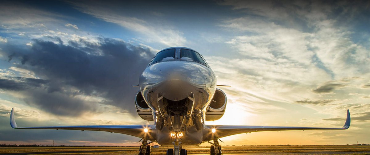 FlyPrivate's tweet photo. The increased speed and 3,000-mile range make the #CitationX very popular for coast-to-coast trips and for customers who are looking to take advantage time-saving. Learn more about this popular #supermidsizejet at https://t.co/ojTyIi9vo8. #flyprivate #privatejetcharter https://t.co/DKuAykKMhm