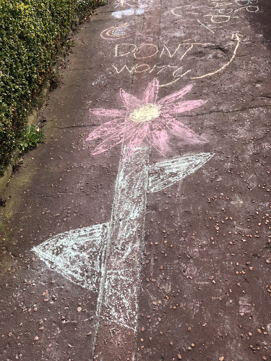 AllGosforth's tweet photo. Some beautiful and heartwarming artwork around Gosforth today! 😊☀️🌈❤️🌹 https://t.co/ezStyLIgwb