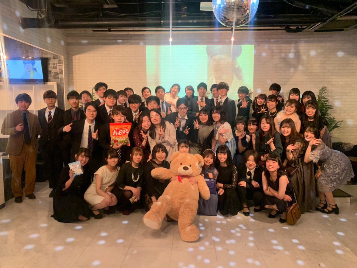 早稲田大学インカレアカペラサークル Choco Crunch イベント紹介 クリパ 各々ドレスアップして参加する クリスマスパーティーでは サークル員に関するクイズや豪華景品のある企画等 盛り上がるポイントが目白押しです 是非一緒に楽しみましょう