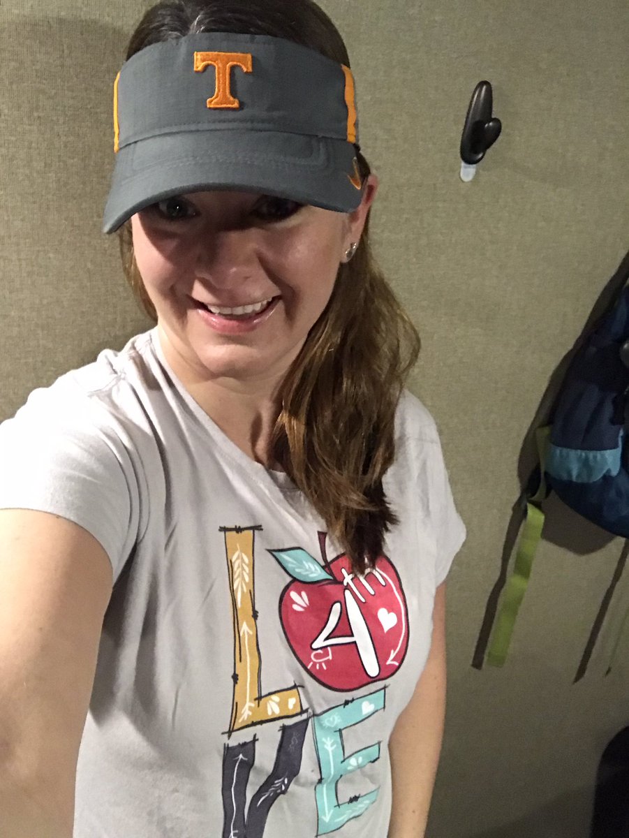 What’s my favorite team? My 4th grade teacher team and students at Magruder of course! (with University of Tennesse a close 2nd) #mescubs #VirtualSpiritWeek <a href="/KristiBridges16/">Kristi Bridges</a> @Mrs_W_MES @MrsJohnsonMES4