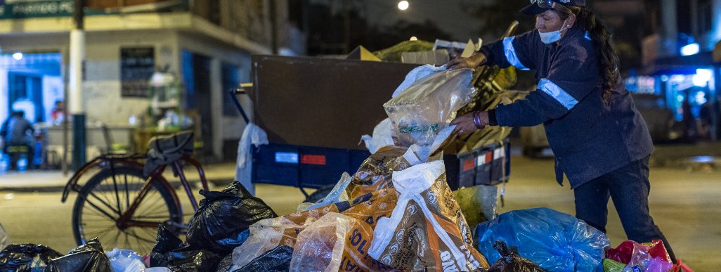 María Elena Díaz Espinoza, a waste picker in Lima,Peru, collects recyclables on the streets in the neighbourhood of Los Olivos. Credit: Juan Arredondo/Getty Images Reportage