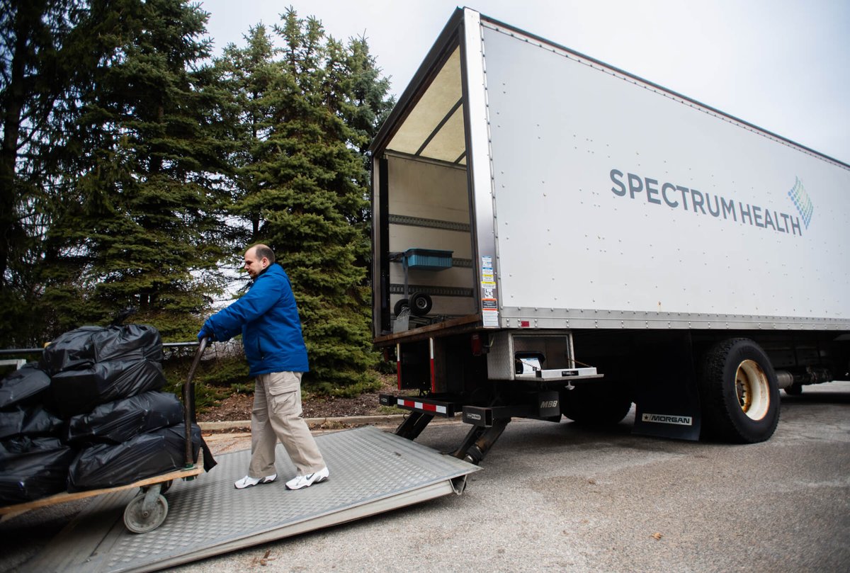 GVSU's tweet photo. Thousands of disposable gloves used in #GVSU @CLAScomm labs were donated to @SpectrumHealth to help boost medical resources during the COVID-19 pandemic: https://t.co/4VlKV7mGup https://t.co/LAjO04xFe9