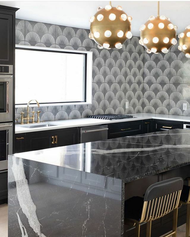 Crushing hard on all the different ways our Ermanno collection can be used 💣.
.
.
.
.
.
.
.
#annsacks #dedigndstails #kitchendesign #austininteriordesign ift.tt/2UEmjOi