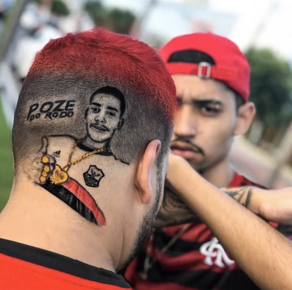 DisfarceF's tweet photo. Rtw até chegar nele @McPozedorodo 🖌💈 https://t.co/mBbeH2QrFG
