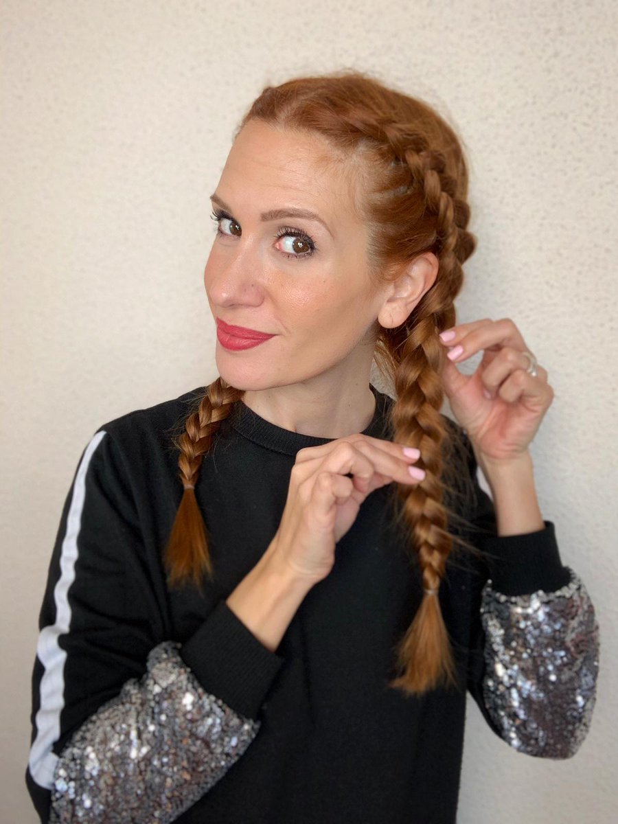 ghdspain's tweet image. Con este #tutorial, las #boxerbraids ya no tendrán secretos para ti 🙌💖 @PatriziaSanchez nos enseña cómo hacernos este peinado de manera fácil y sencilla, y también cómo hacérselo por ejemplo a tu hija, o tu amiga cuando pase la cuarentena 😍Míralo en instagram.com/ghdspain/