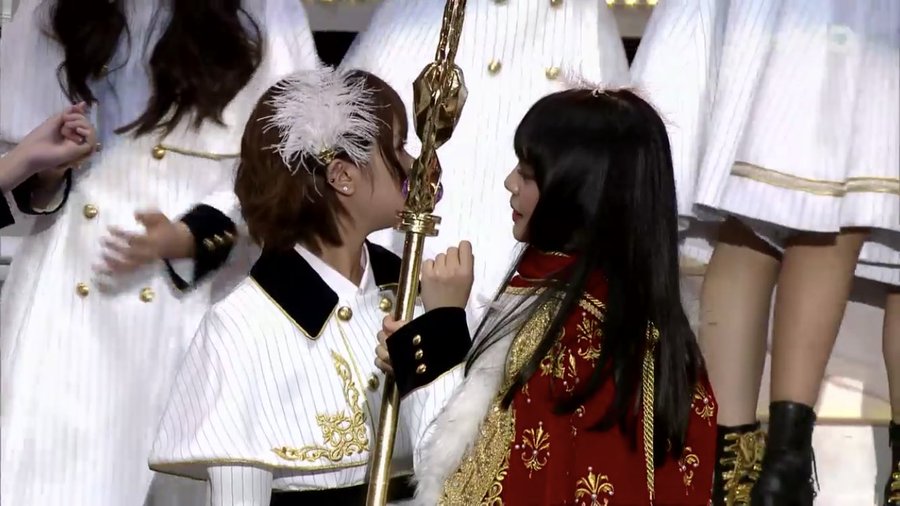 HH4L_CS's tweet image. แม้ว่าสายตาของใครจะมองว่าเราทั้งสองไม่เหมาะสม 
ให้เหงื่อของผมหน่ะเป็นตัวยืนยันและอย่าไปฟังน้ำลายที่ทับถม 
เพราะว่ามีแต่คุณนั่นแหละครับผมและขอเพียงแค่คุณหน่ะอย่าไปสับสน ตราบใดที่ฟ้านั้นยังไม่ลงทัณฑ์ ก็จะยังมีคุณอยู่กับผม
- ดาวประดับฟ้า (ฺBlacksheep&apos;s THE RAPPER)
#เฌอสิค #CSSong