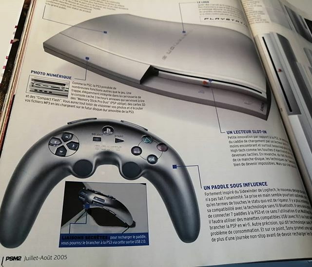 Freakazoid999's tweet image. J'aimais beaucoup cette manette prévu originalement pour la PS3, puis ils sont reparti sur une manette PS2 modifiée car il semblerait que celle-là ne plaisait pas au public... #ps3 #playstation3 #ps3controller #sony #sonycomputerentertainment