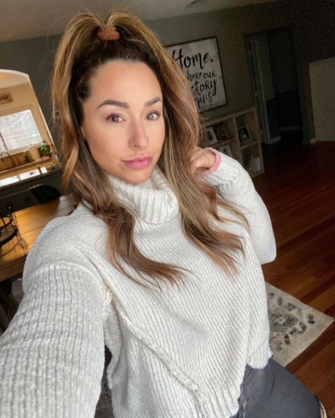 PoofApparel's tweet photo. @life_styledbyashli is snug and stylish with her POOF! sweater. https://t.co/zTLRT3vNuI
