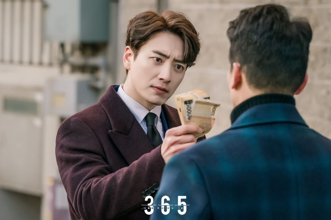 Мир bl против натурала 2 сезон дорама. Мир bl против натурала ,япония. Человек бросающий вызов миру дорама. Человек бросающий вызов миру дорама. 365 дней бросая вызов судьбе дорама.