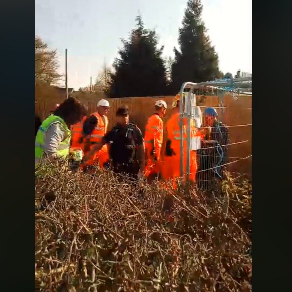 NetsNot's tweet photo. #HS2 in action today attempting eviction https://t.co/wAHzOfdw53