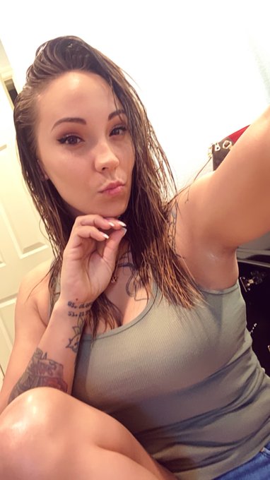 Good morning  I will be on https://t.co/E6TQPf4Ru4 if you want to chat https://t.co/edek3wYqzU<a href="/tag/worship"class="tags"><span>#worship</span></a><a href="/tag/soles"class="tags"><span>#soles</span></a><a href="/tag/wrinkles"class="tags"><span>#wrinkles</span></a><a href="/tag/getinthere"class="tags"><span>#getinthere</span></a>