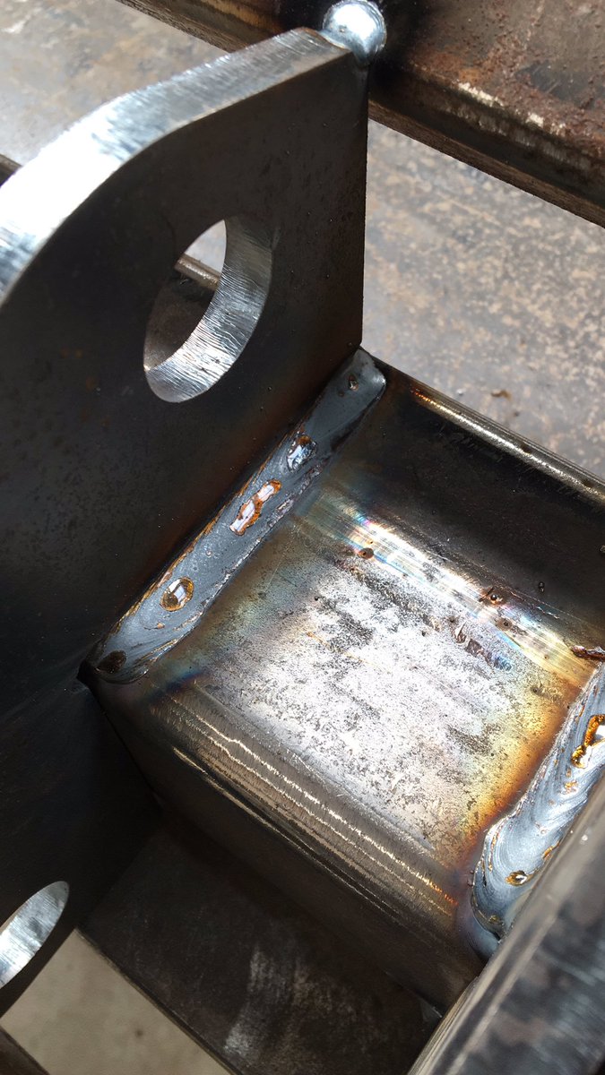 HuffleLtd's tweet photo. Working in isolation to support agricultural customers. #mechanisation #poultry @MigatronicDK @MilwaukeeTool https://t.co/MPokvIPQG7