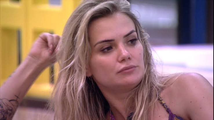 Bruna_Xavier45's tweet photo. Hoje o Daniel sai 

E eu espero que a Marcela n vire de novo a "fada sensata" BLZZZ PESSUAL? https://t.co/H8NHrQFUpm