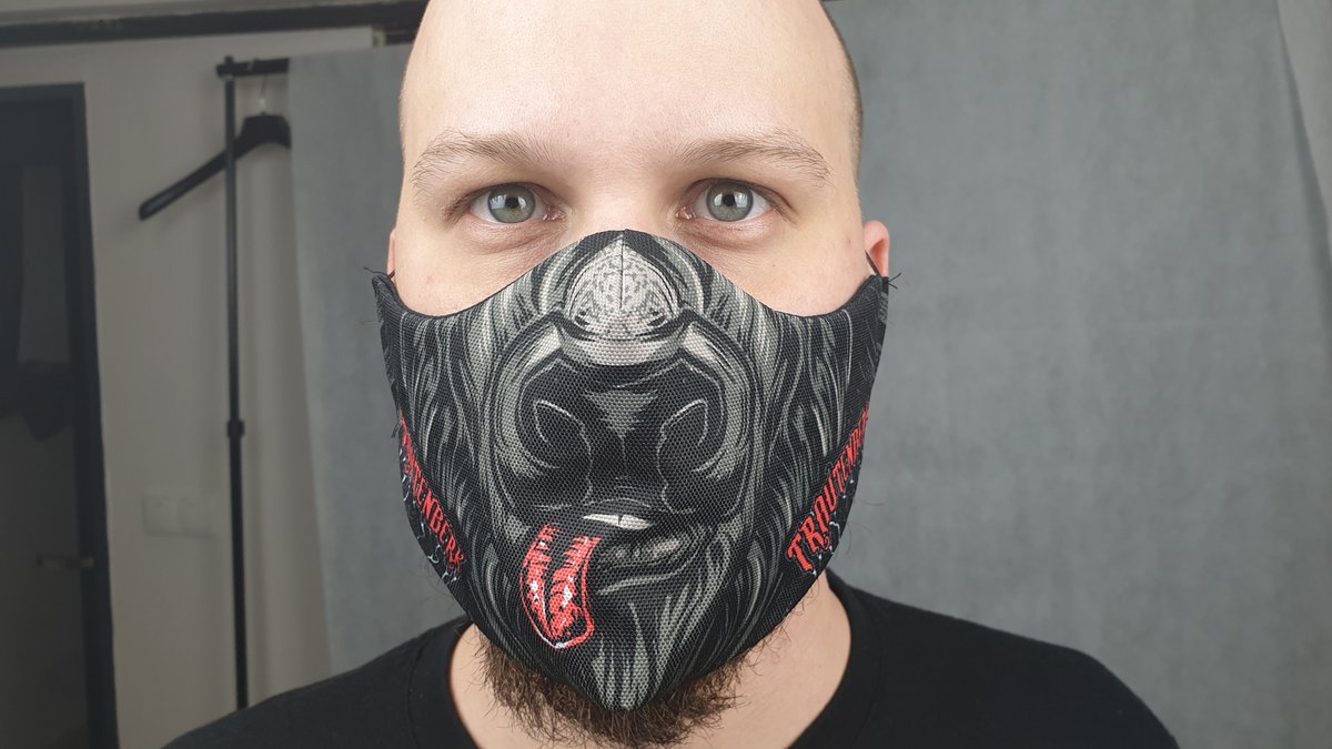 CrystalPress's tweet image. Doga a Trautenberk. Slovy kluků z Trautenberka: Pomoct aspoň trochu zahnat ty aktuální chmury a trochu s nadhledem bojovat proti trudomyslnosti. Určitě bysme některé rádi poslali i na místa, kde je jich nedostatek....A zde oficiální tisková zpráva Dogy: hdart.ecomailapp.cz/campaigns/rend…