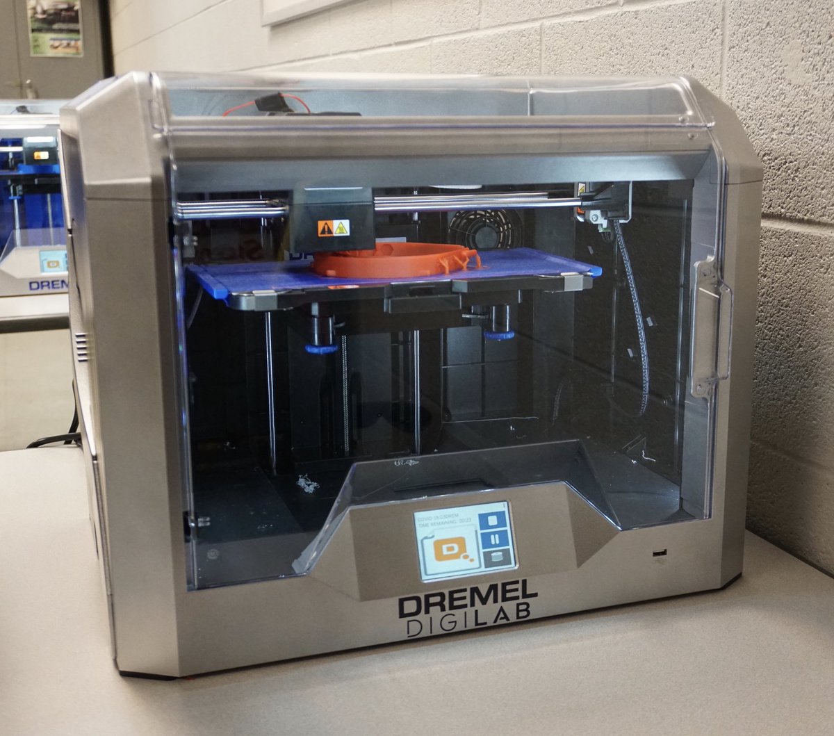Chris1968TN's tweet image. Computer Aided Design Technology program @MorristownTCAT has been working none stop 3D printing medical face shield headbands. 19 printers up and running! First shipment is on its way now. @CollegeSystemTN @mikekrauseTN @TNHigherEd @GovBillLee