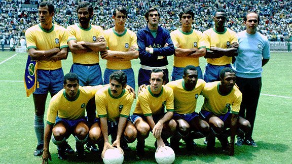 In 1970 WC, he scored 4 goals. Jairzinho carried Brazil to the WC trophy with 7 goals.The funny part is that only 16 teams played the WC in his era.