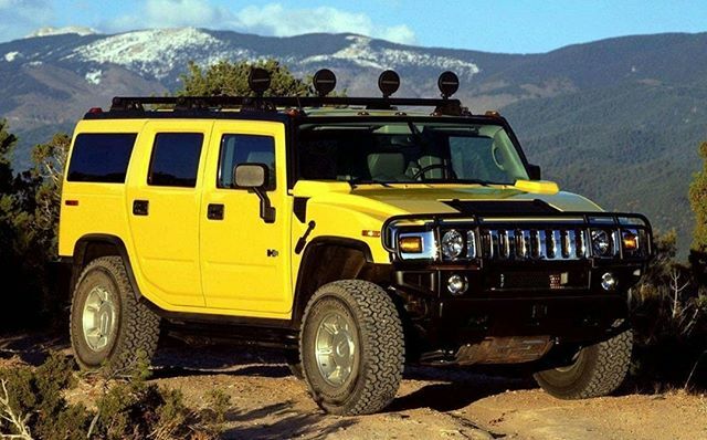 salonautomtl's tweet photo. Throwback

Présenté au Salon de l’Auto en 2003, le Hummer H2 était un véritable monstre sur 4 roues. Avec un réservoir de 121 litres, on peut comprendre que de remplir ce véhicule était très couteux et long.

Introduced at the 2003 Auto Show, the Hummer … https://t.co/hO9MOcV8dE https://t.co/LnOa5yNgNk