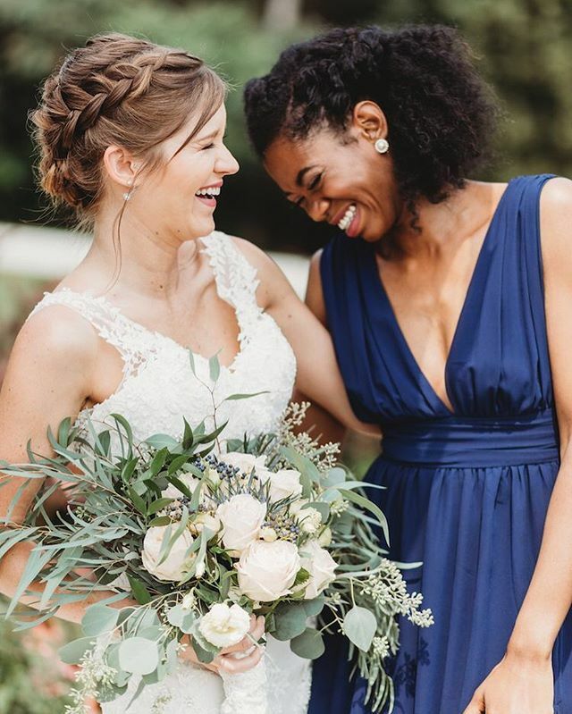 A team of eco-conscious vendors, including  @unboxthedress and <a href="/Avra/">Avra</a>.studio, came together with the end goal of exploring how to create a wedding with as little waste as possible, with gorgeous style from start to finish.⠀
⠀
Hair - Hannah Michele Ins… ift.tt/2vLFjlr