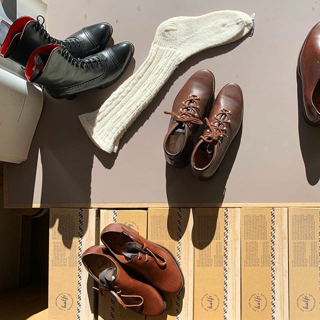 Ich hoffe ihr seit alle brav Zuhause und gesund! 💙 Unser Laden muss wohl noch eine Weile geschlossen bleiben. 
Online sind wir trotzdem für euch da und schicken euch eure Bestellung bis zum 1. April sogar Versandkosten frei. 💪😎
Euer Halfs Team 😘😘… ift.tt/2vLMdqR