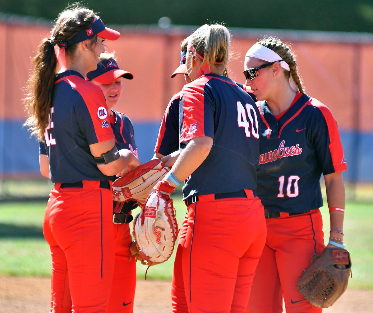 StonyBrookSB's tweet photo. "The strength of the team is each individual member. The strength of each member is the team."

#TeammateTuesday https://t.co/36F3g0yG52