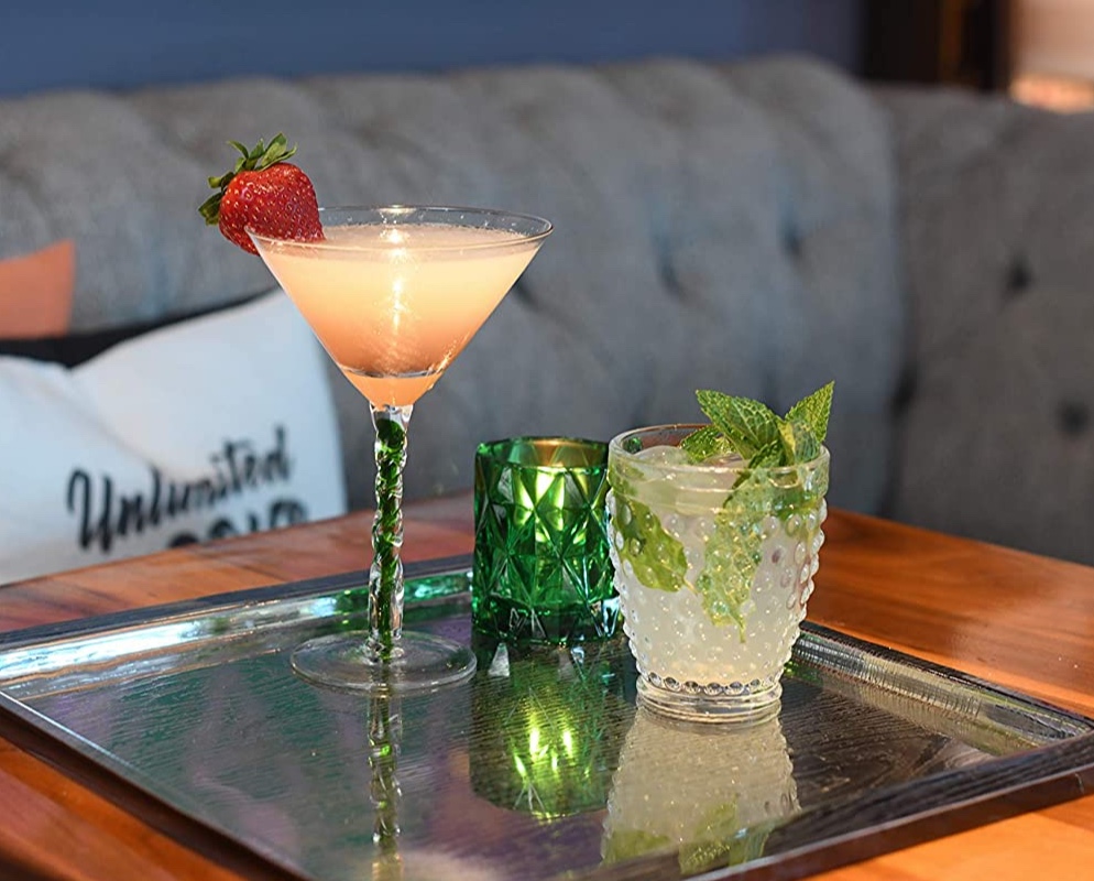 YPAD_Delray's tweet photo. Let's pause for a virtual #cheers to Cocktail Day! Relax at home and enjoy a #quarantini! https://t.co/h40SoVAAka