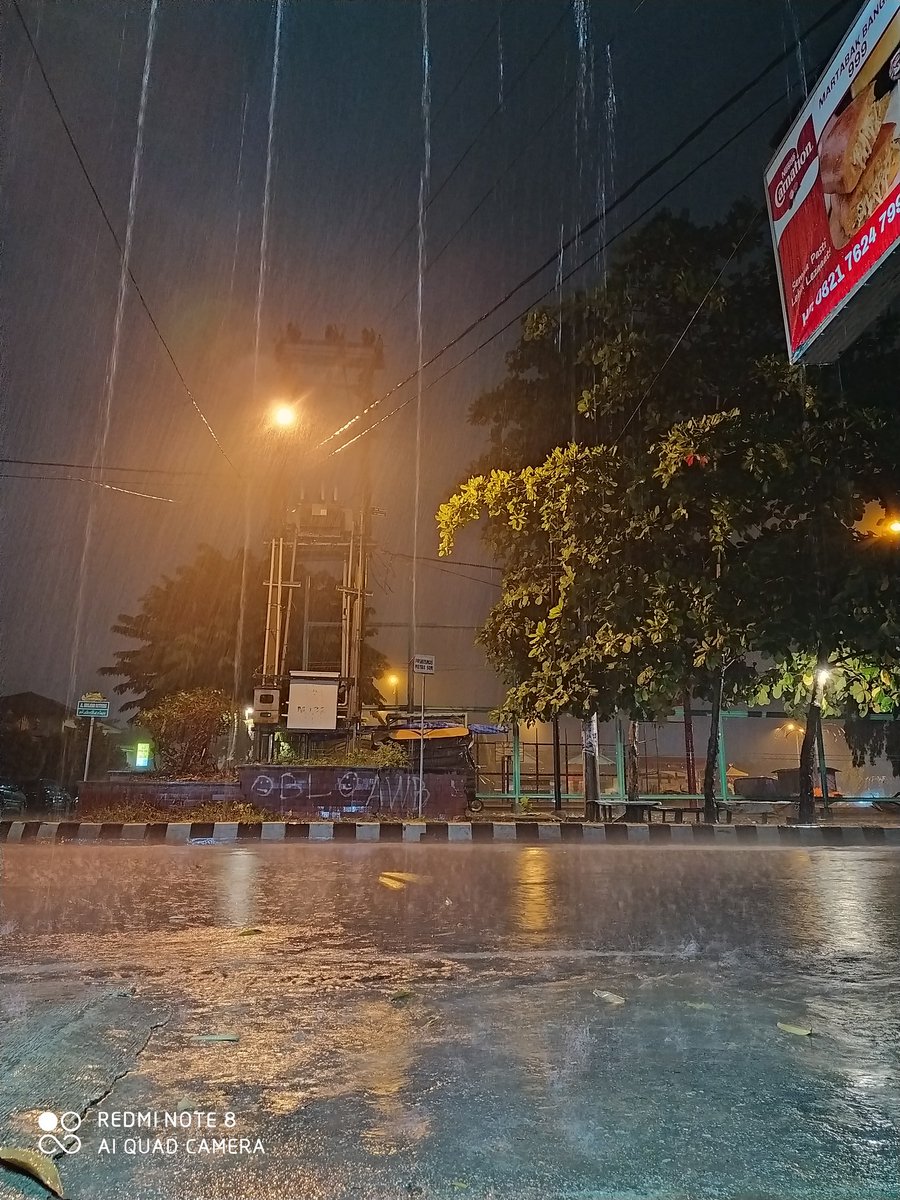 kktlls's tweet image. #redminote8
#48MPsuperstar
#Aiquadcamera
#malamhari
#rain