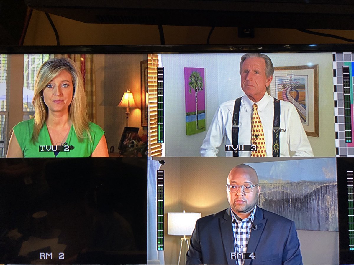 jinde's tweet photo. Working from home and social distancing while providing critical information for the First Coast. Believe it or not, even more people working from home tmrw. #StopTheSpread @FCN2go #Jacksonville #FirstCoastStrong https://t.co/CvrVDEJjkJ