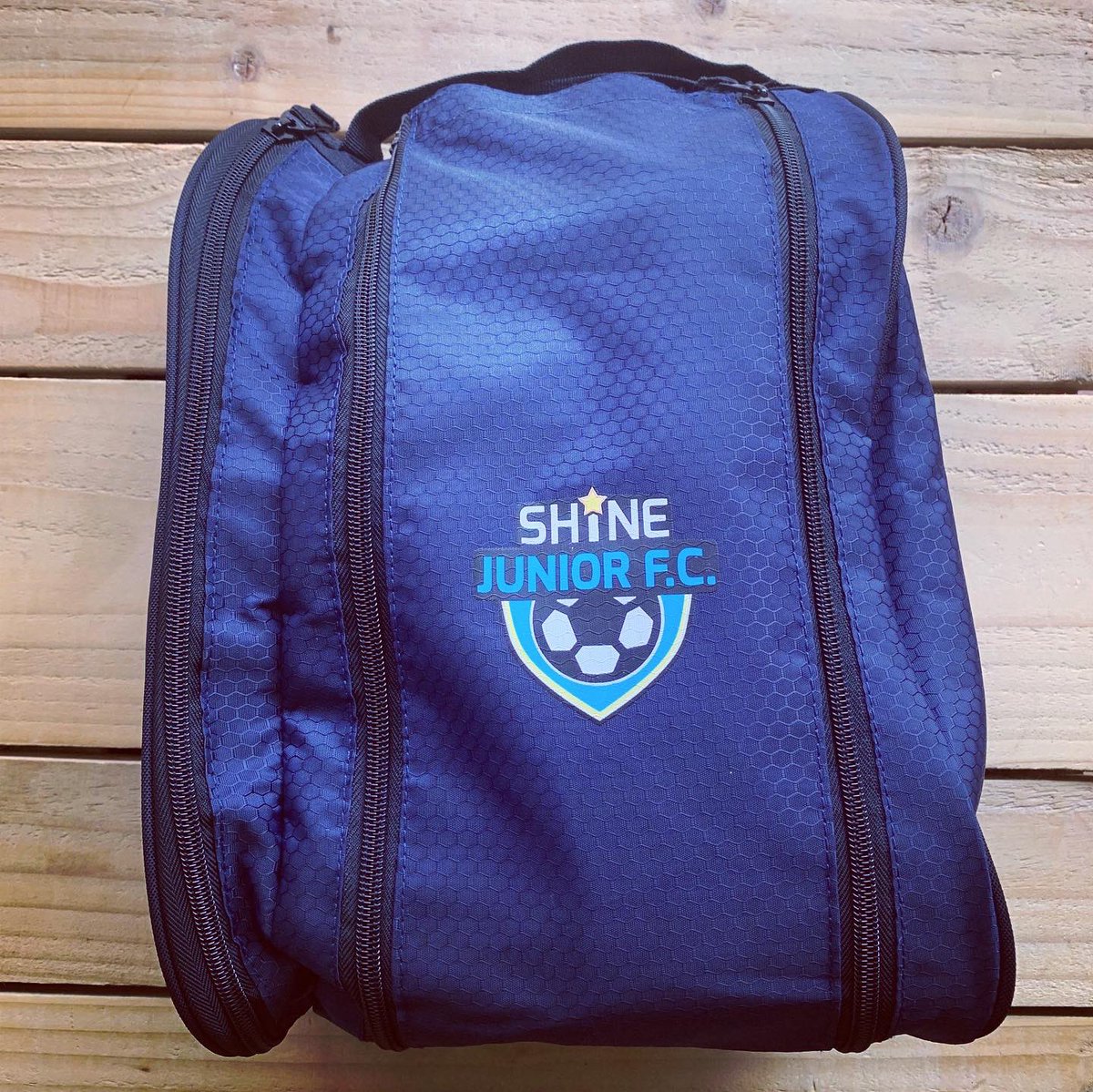 TeamTekUK's tweet photo. Behold.....The Bespoke Boot Bag with extra pocket thatโs perfect for that @bootbuddy ready to keep those boots fresh and clean ๐ฅ#TeamTek #CompletelyCustom https://t.co/lK18ThwXl8