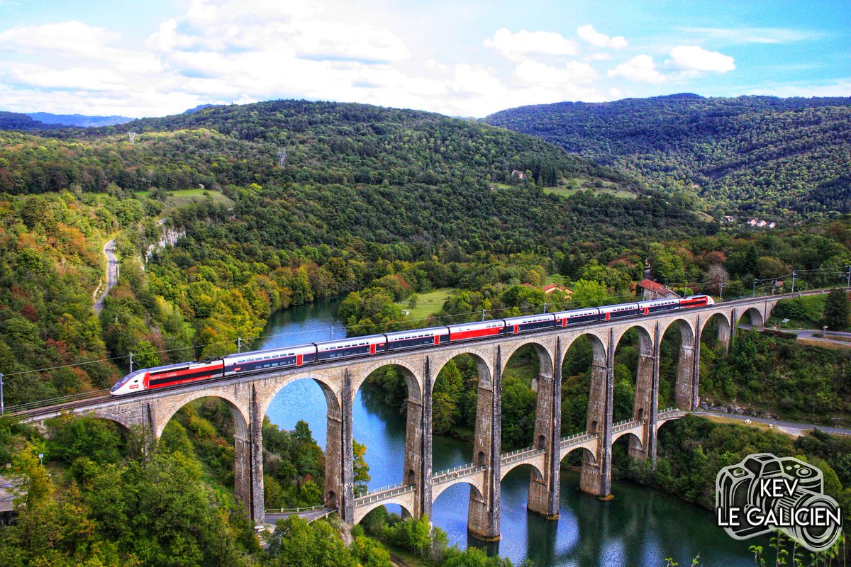 lejeunedutrain's tweet photo. @EurostarJustinp @TGV_Lyria Paris - Genève - Lausanne
@Renfe_SNCF_Es Marseille - Barcelona - Madrid
@RailService #CFFSBBFFS #IR90 Brig - Lausanne - Genève
@rodalies @rod2sudcat Barcelona Estació De França - Vilanova i la Geltrú https://t.co/A8Z34ewrlT