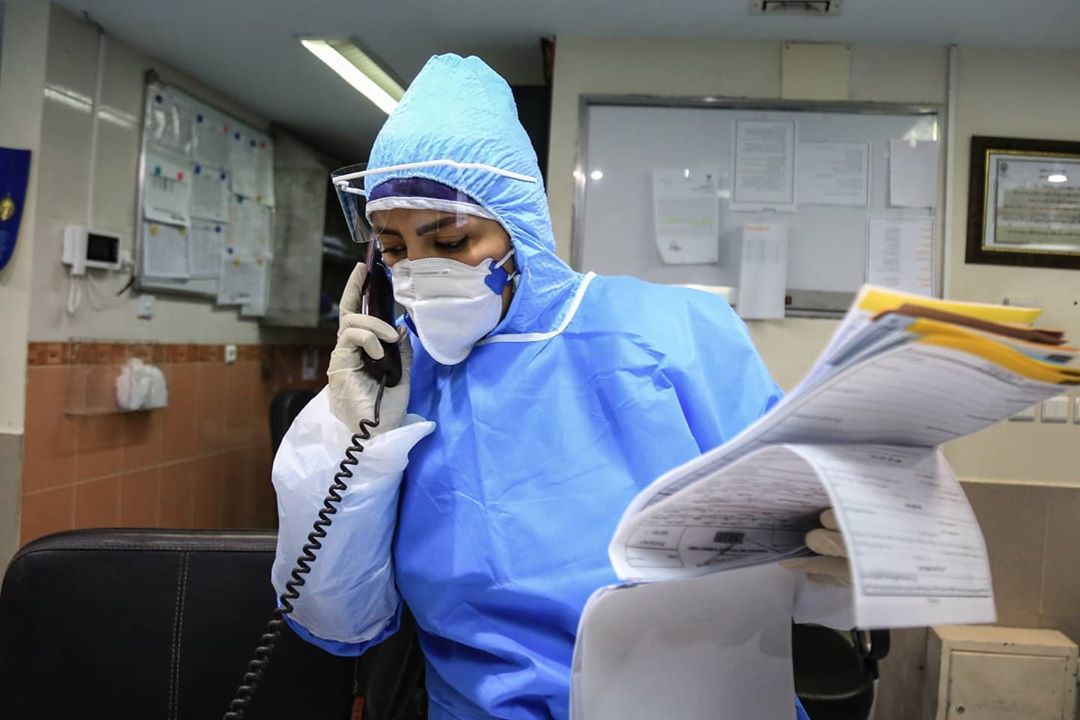 _SJPeace_'s tweet image. Every 10 minutes a person in Iran is dying from the Corona Virus including Doctors. Iran is facing a Corona Virus Catastrophe due to U.S sanctions which are preventing the import of much needed medicine and medical equipment. 

PLEASE TALK ABOUT IT 😭💔

#EndCOVIDSanctions