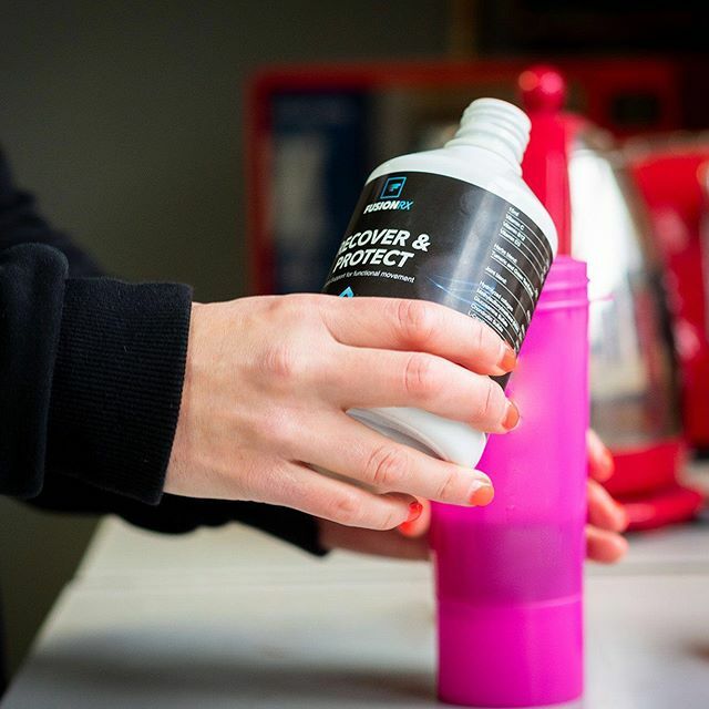 ActivitsN's tweet image. Add Activits IgniteRX to your pre-workout or breakfast shake and add over 25 vitamins and minerals, amino acids and greens as well as ginseng and caffeine for an energy boost. ⠀
⠀
#crossfitnutrition #gymnutrition #proteintopup #proteinshake #fintessnutrition #aminoacids #mul…