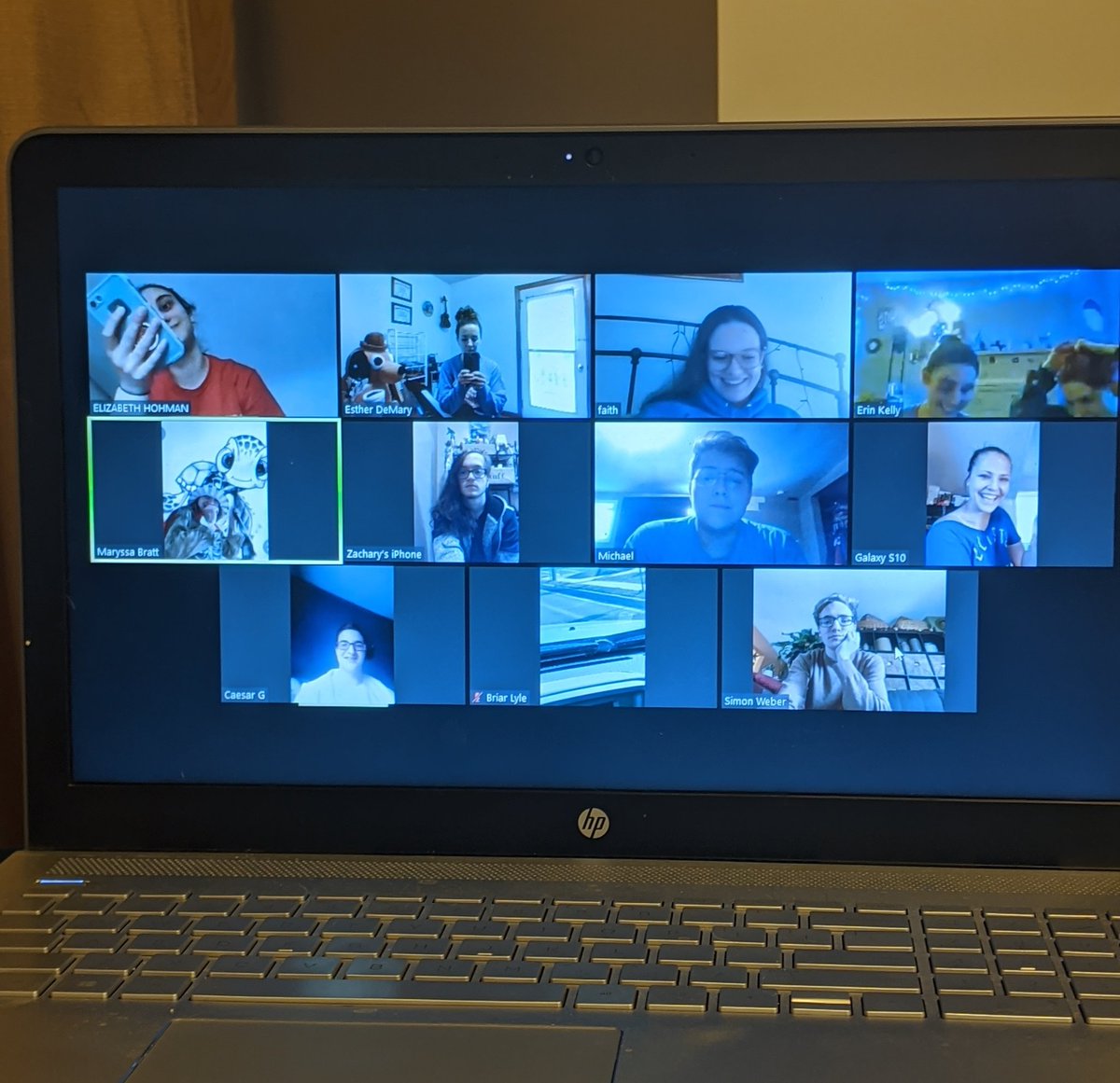 DeMaryHCMusic's tweet photo. Social Distancing Vocal Ensemble sectional time/just hanging out and talking 💜 miss seeing all you each day. https://t.co/6GRWi1EBMh