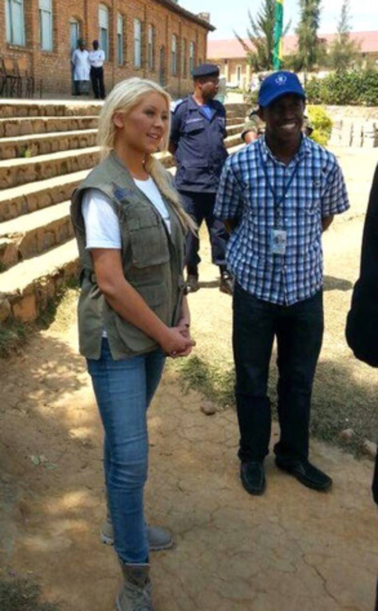 Christina Aguilera was an ambassador for the “The UN World Food Programme” She has visited the poverty-stricken people of Kigali, Rwanda for an emotional mission to fight world hunger.