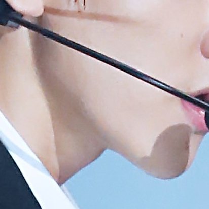 baekhyun's sexy jawline: an important thread 