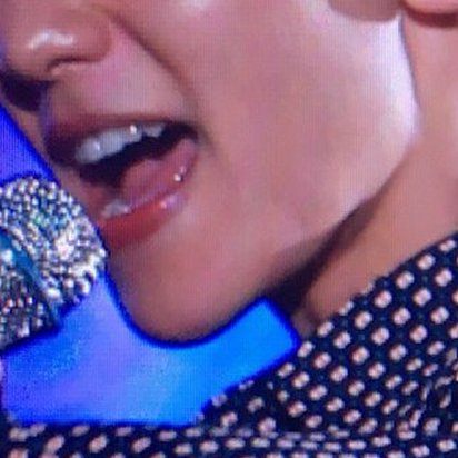 baekhyun's sexy jawline: an important thread 