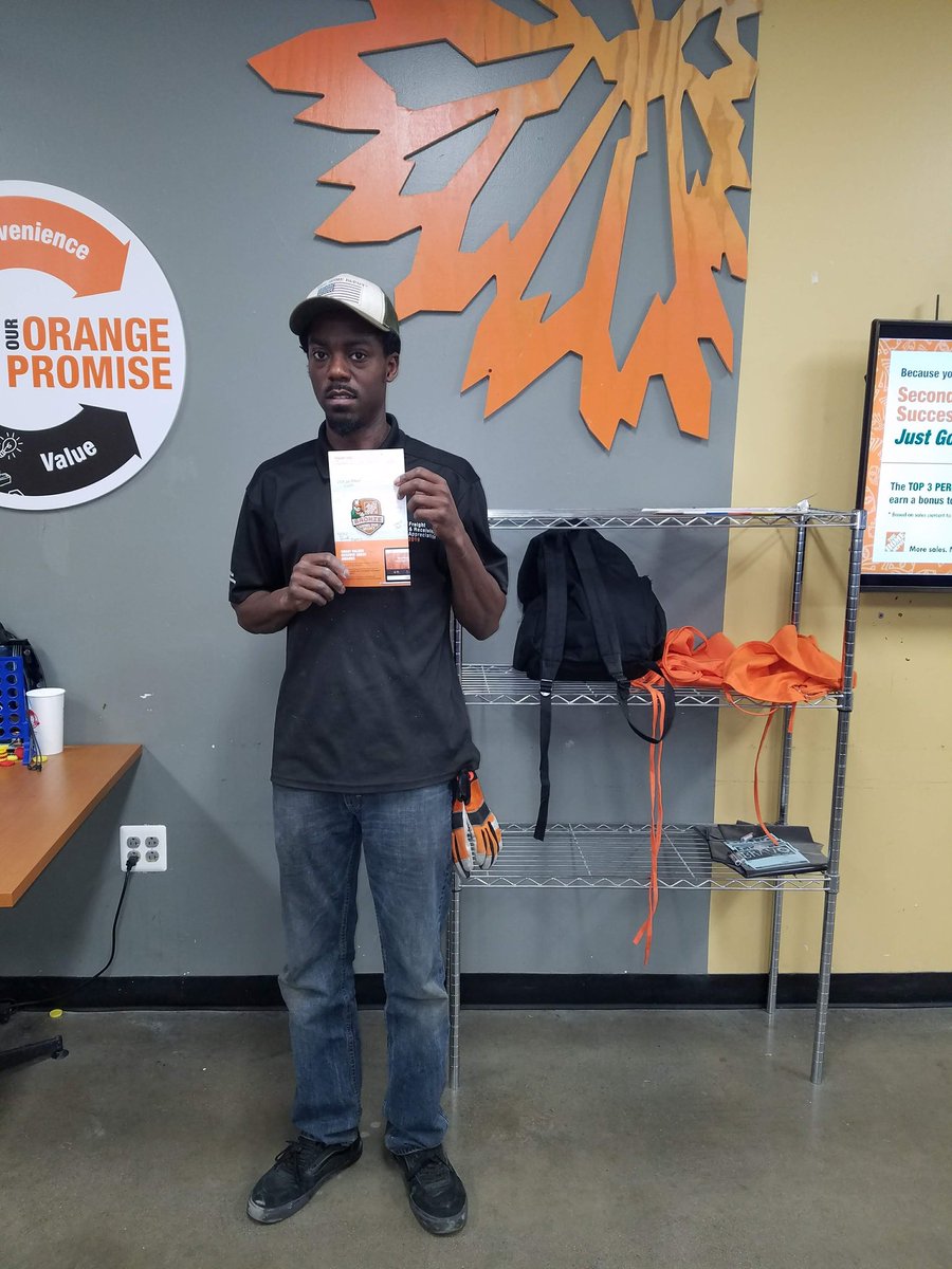 dockett_kevin's tweet photo. Just some of the top performers of freight team 4166 #190strong https://t.co/Mv5lJ5e1SA