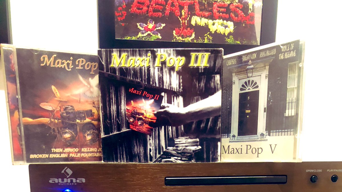 FSardon69's tweet photo. Música 🎵 en casa 🏠 #MusicaParaUnaCuarentena #musicaencasa #COVID2019 #musica #maxipop #rock #ForeverYoung #CoronavirusESP #YoMeQuedoEnCasa https://t.co/v4kAwUvQ0U