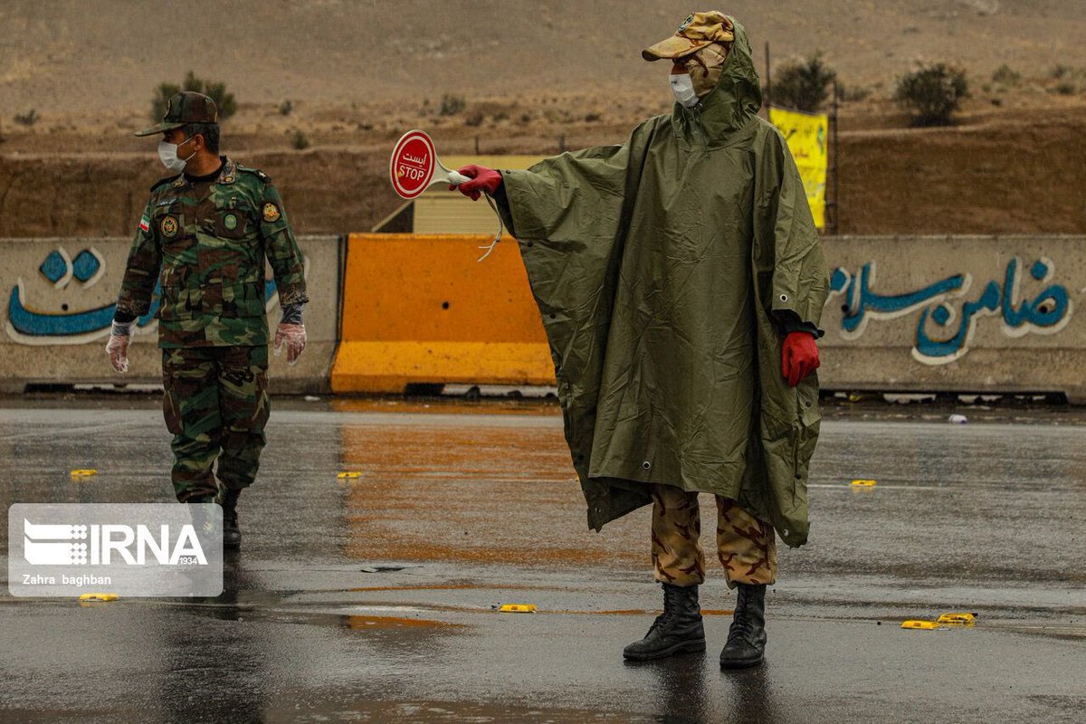 IranNewspaper's tweet photo. قرنطینه آبادان و خرمشهر از روز جمعه

*مدیرعامل سازمان منطقه آزاد اروند:

*از روز جمعه هشتم فروردین‌ شهرهای آبادان و خرمشهر به‌ منظور پیشگیری از شیوع هرچه بیشتر ویروس کرونا به حالت قرنطینه در خواهند آمد./ ایرنا https://t.co/hI5CCULnvI