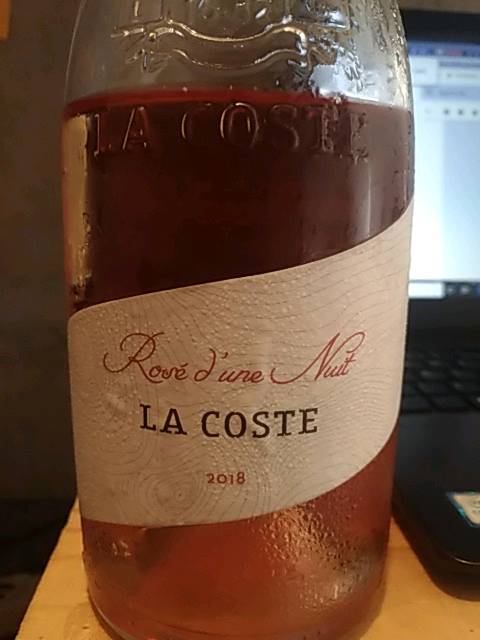 Veja s&oacute; este vinho. Estou atribuindo 2 de 5 estrelas com o aplicativo Vivinohttp://www.vivino.com/users/dee-miranno<a href="/tag/novafotodeperfil"class="tags"><span>#novafotodeperfil</span></a>