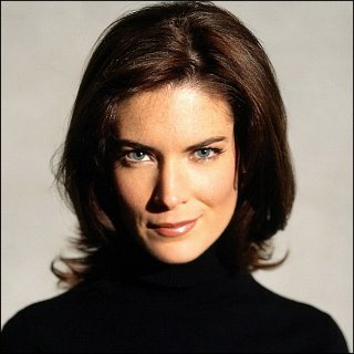 Happy Birthday to Lara Flynn Boyle who turns 50 today! 