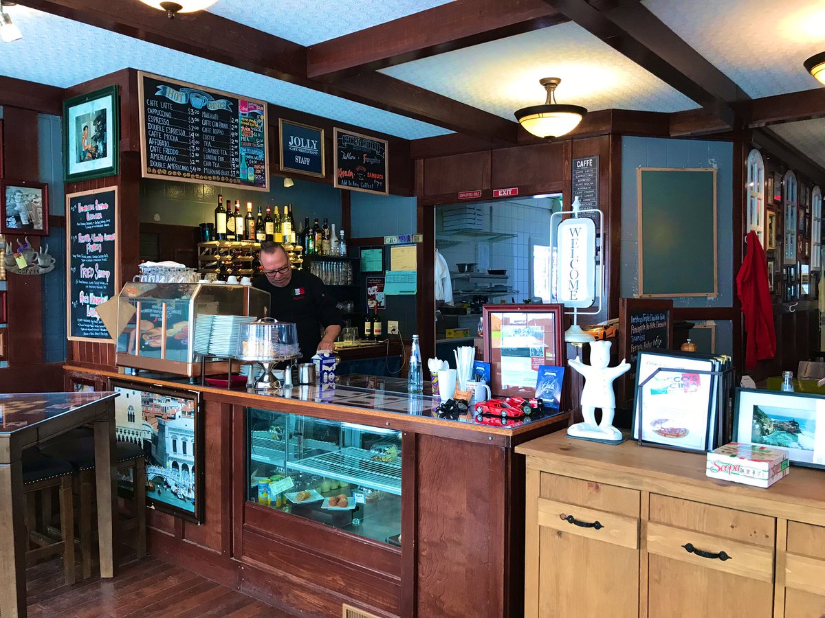 KWalkerCitytv's tweet image. A new survey from the Canadian Federation of Independent Business reports nearly a third of small businesses may close within the month without more COVID-19 relief. 

We speak to small business owners in the Greater Moncton Area to see how they’re coping tonight @ 6.