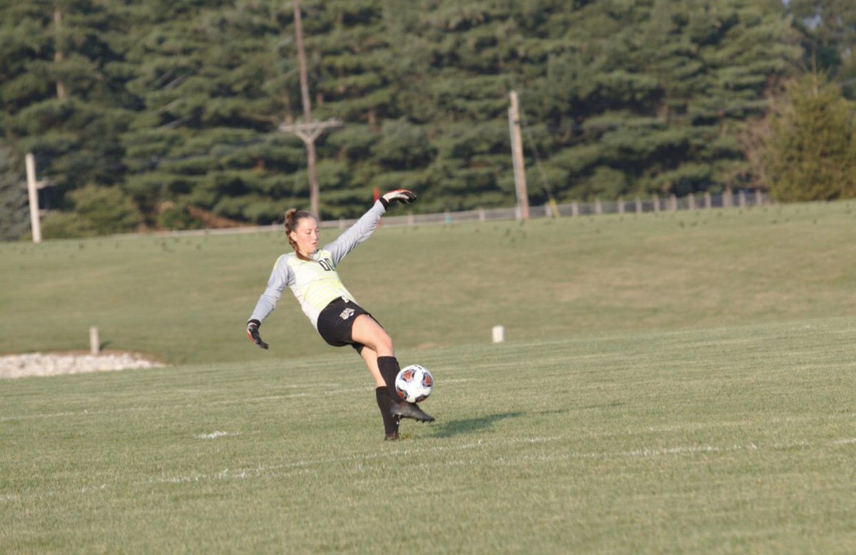 stack2001's tweet image. Some of my favorite memories @ LHS 🤩 @coddingtonsroom #weareLHS #thisisLCSC