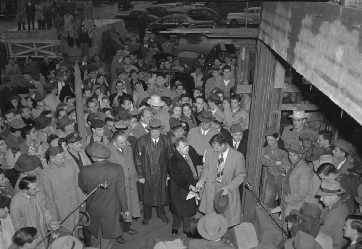 SenatorClements's tweet photo. My fellow Kentuckians..please don't "crowd" with others like I was at @UKAthletics Memorial Coliseum dedication in Feb 1949 with Coach Adolph Rupp, me in hat in center, UKY Prez Herman Donovan,Bernie Shively, @ukfootball Coach Paul Bear Bryant #teamkentucky #togetherky #patriot https://t.co/KLF0BrRtMU