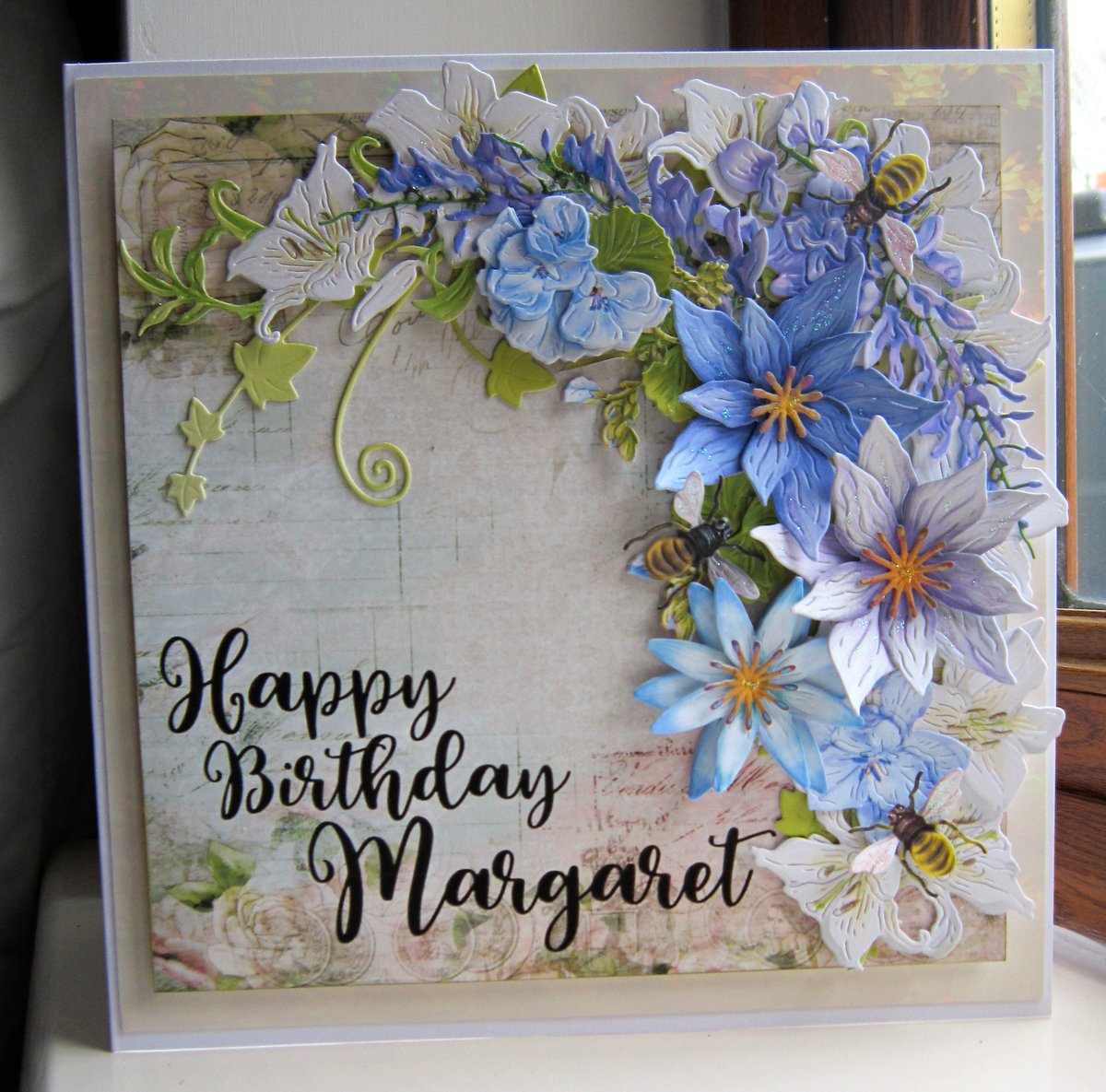 Thought I'd sneak a little self promotion in before the end of the hour. Here's a card I made that was  voted into the Create and Craft "hall of fame"  - I was so proud to achieve that. #womaninbizhour