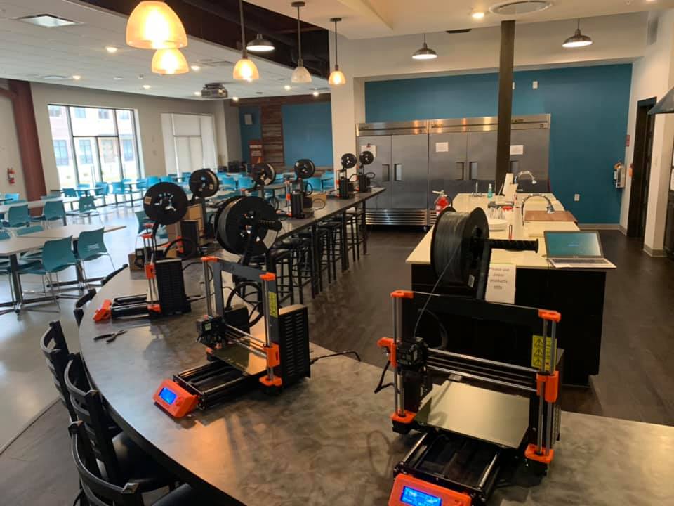 CBJournal's tweet image. Corridor organizations - including @NewBoCo, @BeraTekInd, @AlphaGraphicsNL and @CRSCHOOLS - are racing to produce personal protective equipment for the region’s workers as the #COVID19 pandemic saps supplies around the country. corridorbusiness.com/corridor-orgs-…