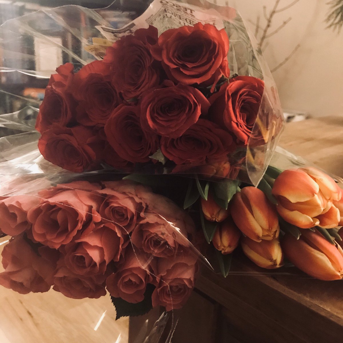 Thank you to the very lovely folk <a href="/Tesco/">Tesco</a> #Berkhamsted for the free flowers this evening. They didn’t want to see them go to waste. Some already left on our neighbour’s doorstep.