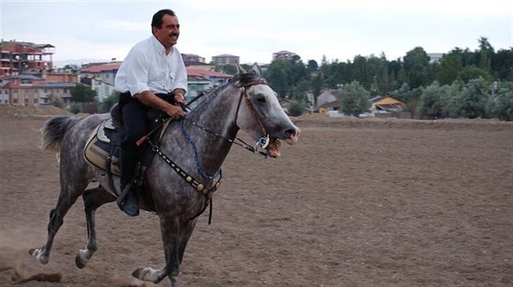 naimkurtgozu's tweet photo. Ülkücülük vahiyle gelen kıymetlerin hayata tatbik edilmesidir
#mukaddesdavalardaölümbilegüzeldir
Mekanın cennet olsun yusuf yüzlü yiğit başkan https://t.co/Z6QjWvjfhQ